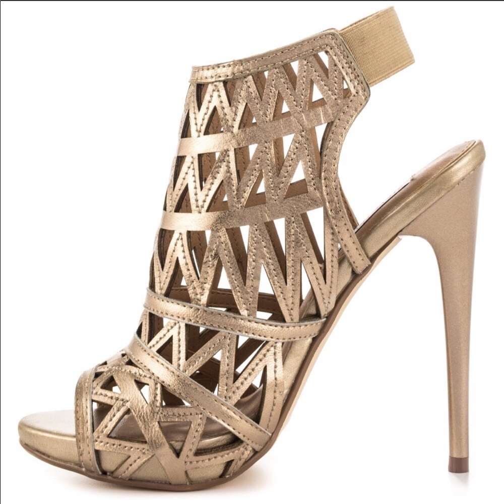 Steve Madden Bratt peep toe heels